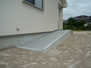 屋外スロープ